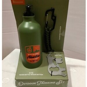 Berkshire Outdoor Adventure Green Water Bottle Set